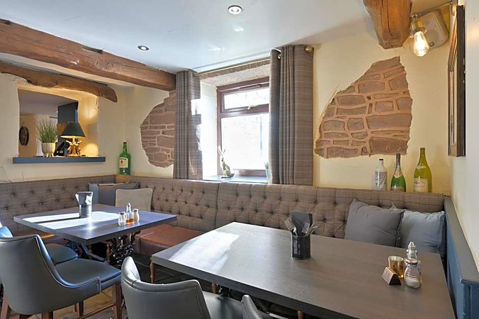 Rooms at The Dressers Arms