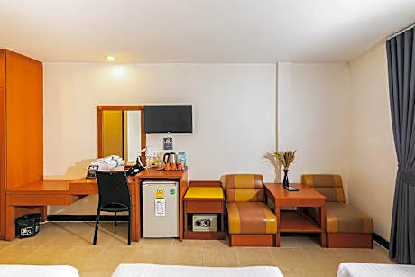 Triple - 1 Queen 1 Single