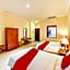 Super OYO Townhouse Oak Maxi Hotel Legian