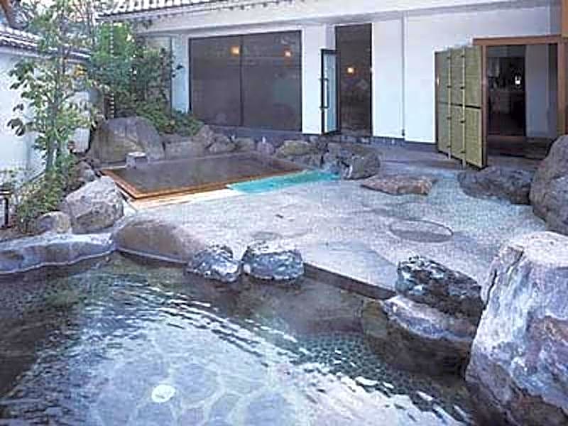 Yanagiya