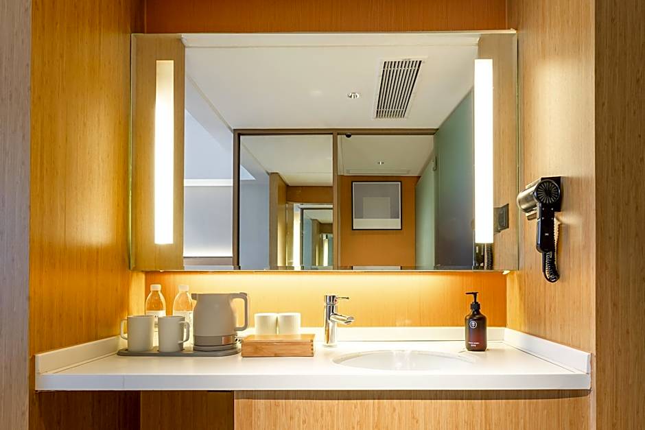 Ji Hotel Guangzhou Zhujiang New City