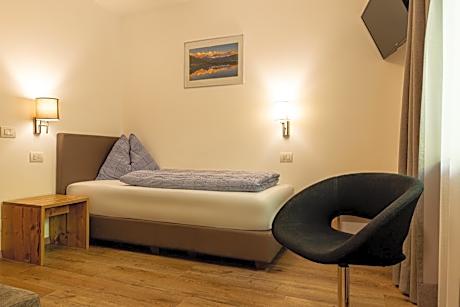 Single Room with Private Bathroom