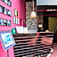 Cosmopolit Premier Art-Hotel