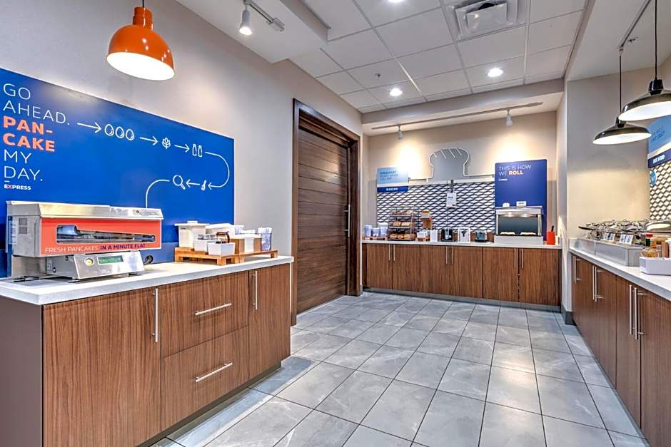 Holiday Inn Express & Suites - Dallas Plano North By IHG