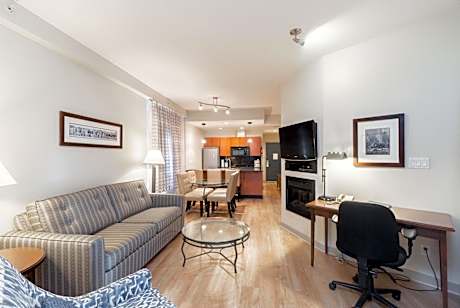 Two-Bedroom Suite