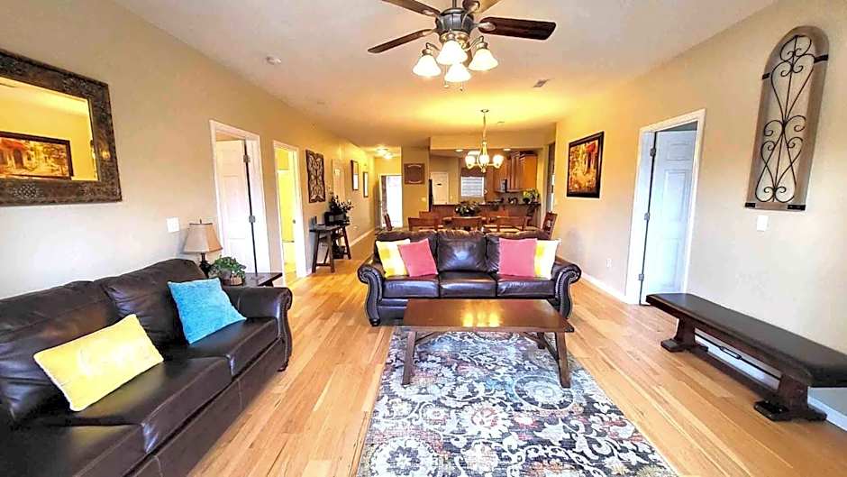 Rockwood Condos on Table Rock Lake With Boat Slips