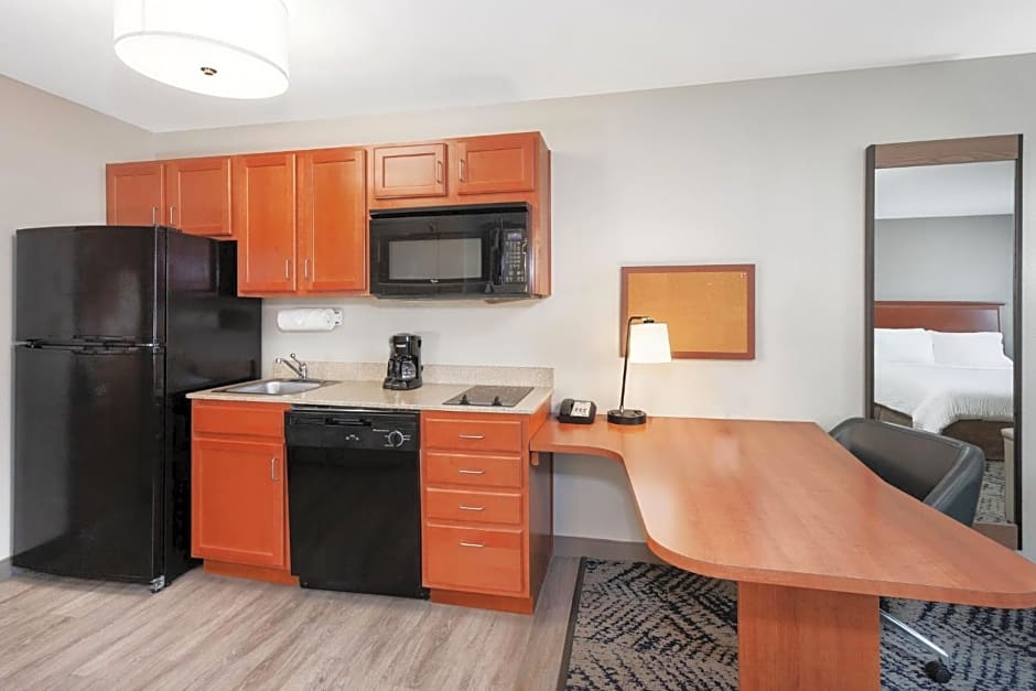 Candlewood Suites Louisville North