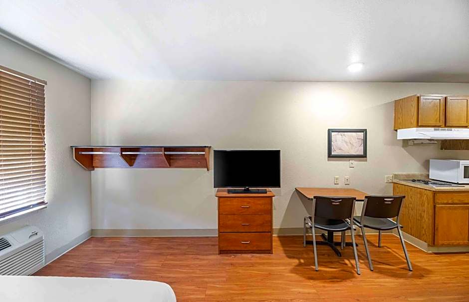 Extended Stay America Select Suites - Lubbock - South
