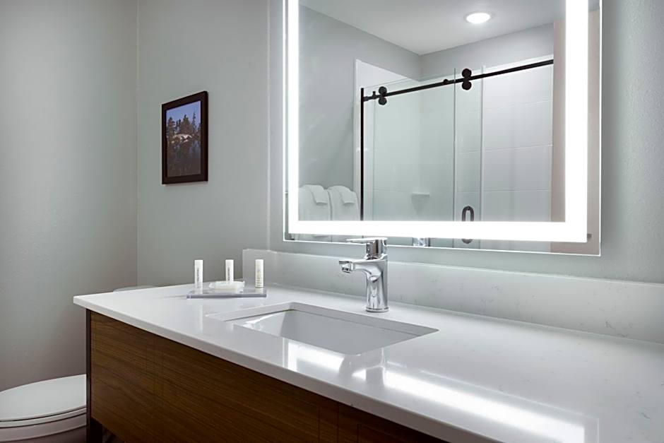 AmericInn by Wyndham International Falls Southwest