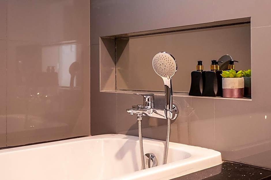 The Airport Courtyard Suvarnabhumi Airport