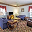 Econo Lodge Inn & Suites