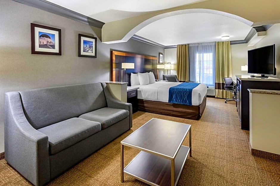 Comfort Inn & Suites Near Universal - North Hollywood – Burbank