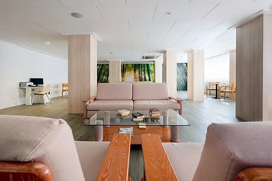 Azuline Hotel Bahamas