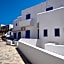 Ayeri Hotel