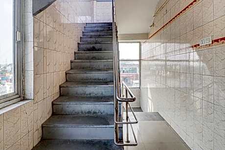 Hotel O VLR Residency