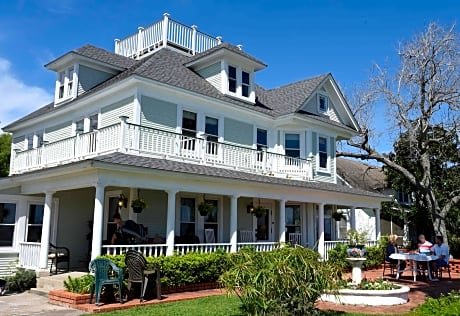 The Peaceful Pelican LLC