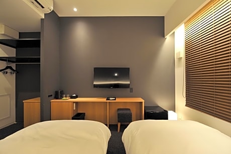 Standard Triple Room - Non Smoking