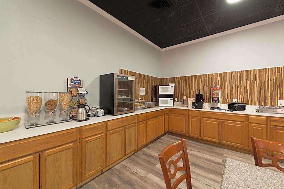 Quality Inn & Suites Manitou Springs At Pikes Peak