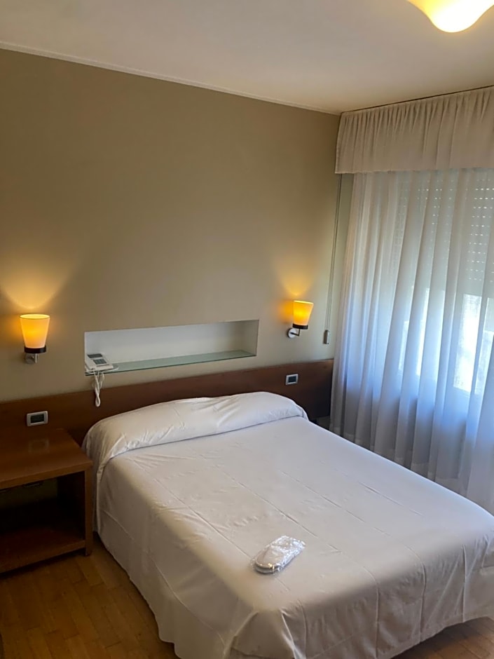 Hotel Ghironi