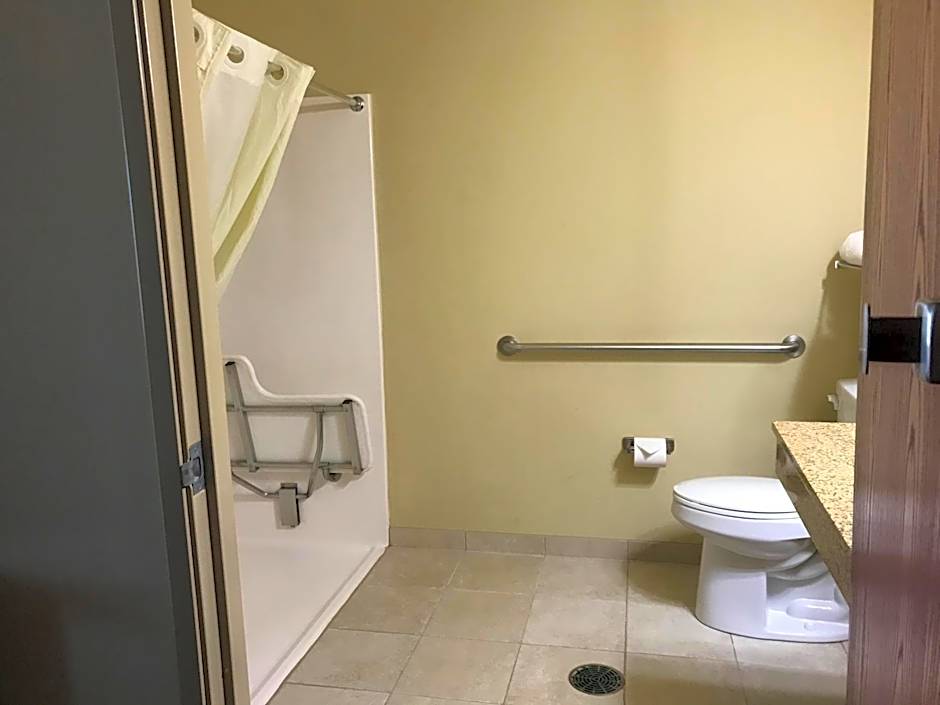 Cobblestone Inn & Suites - Vinton, IA