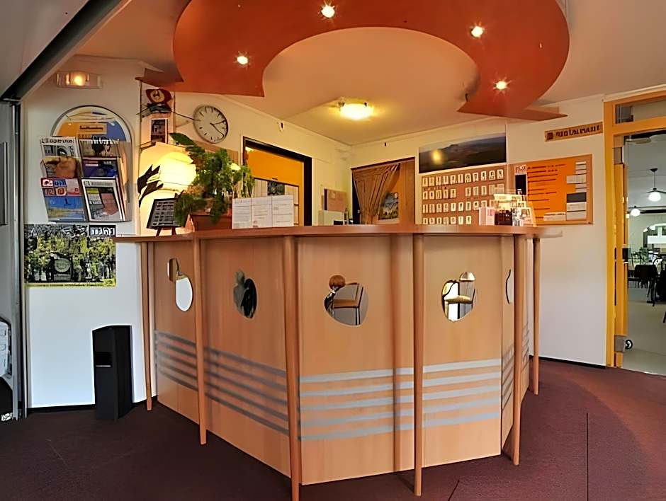 ibis budget Clermont-Ferrand Le Brézet Airport