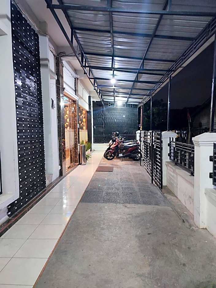 Dnaiko Syariah Hotel