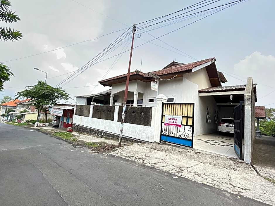 Hotel O Villa Cemara Syariah