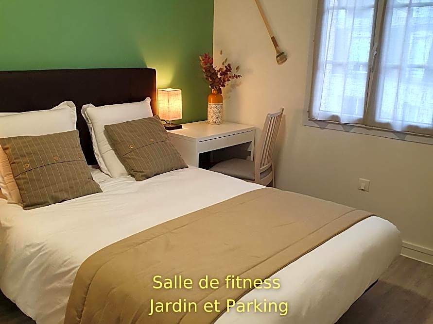 LA MARINA-Center-Parking-StationtoParis