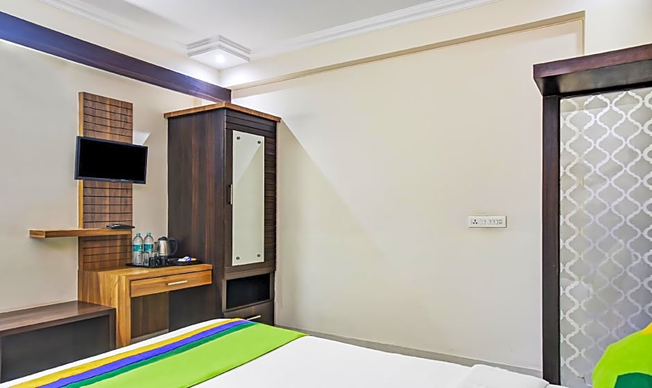 Treebo Royal Sun Palace MP Nagar Zone 2