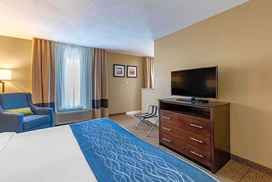Comfort Inn & Suites Bryant - Benton
