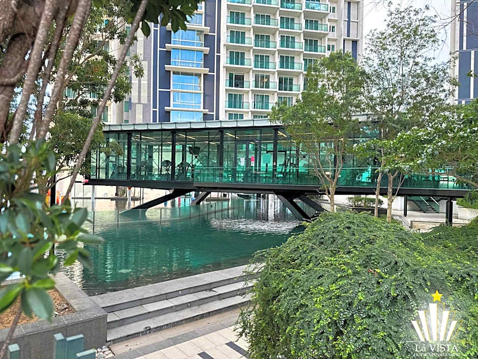 The Shore Hotel & Residences By Lá VISTA