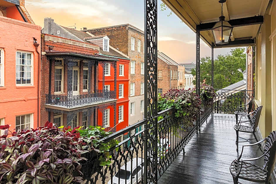 Bienville House Hotel