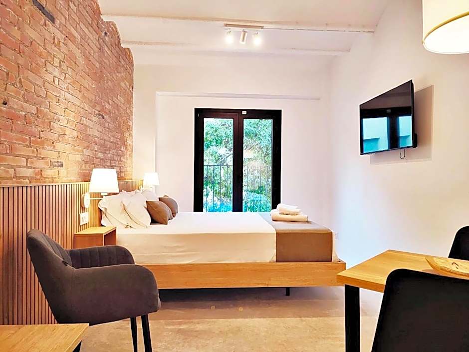 ARIQUS Fira Apartments