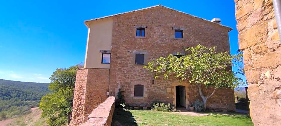 Castell de Ceuró. Hotel Rural