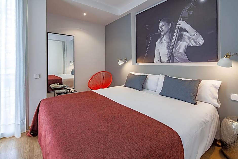 Habitat Apartments Hot Jazz