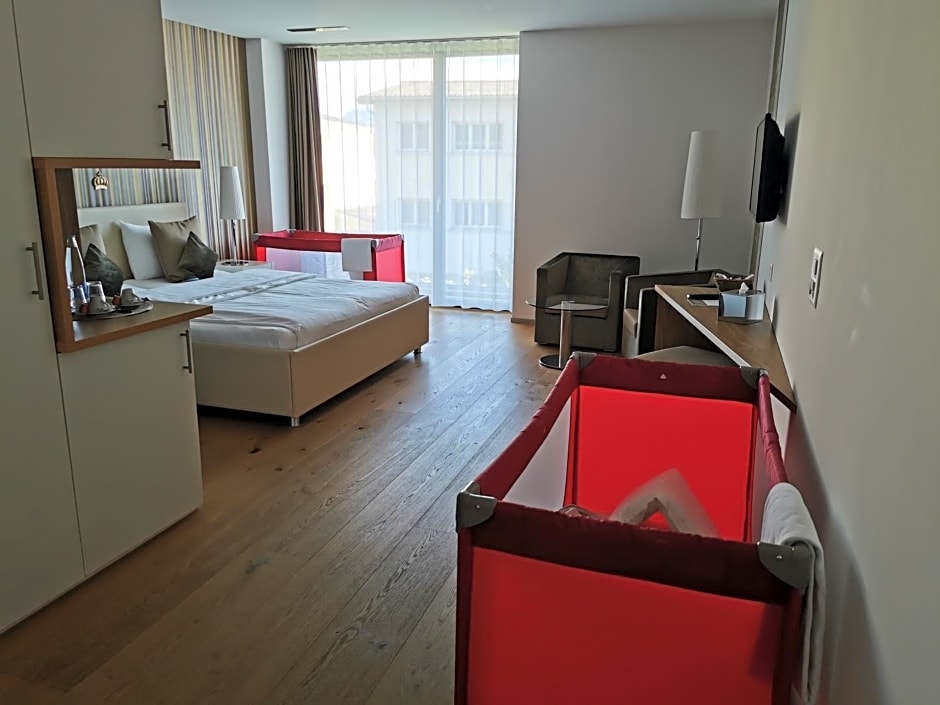Hotel AVA