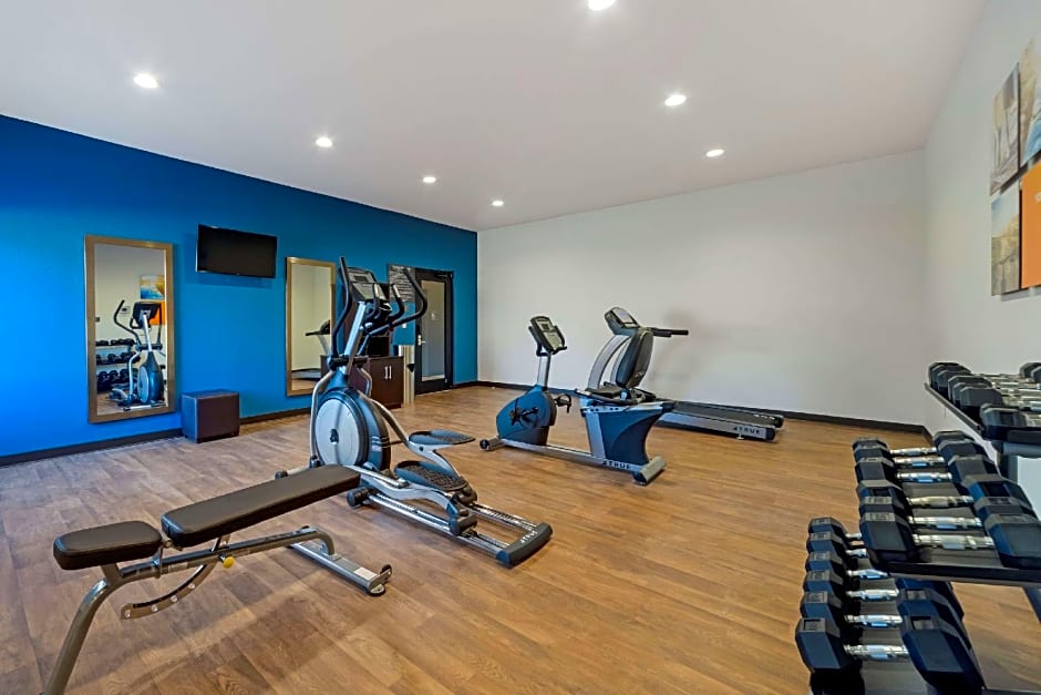 Comfort Inn & Suites Harrah