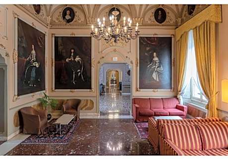 PHI Hotel Canalgrande