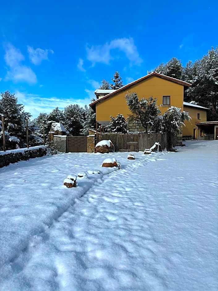 ALTOGREDOS Hotel Rural y apartamentos turísticos