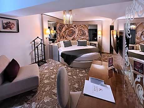 King Suite Room