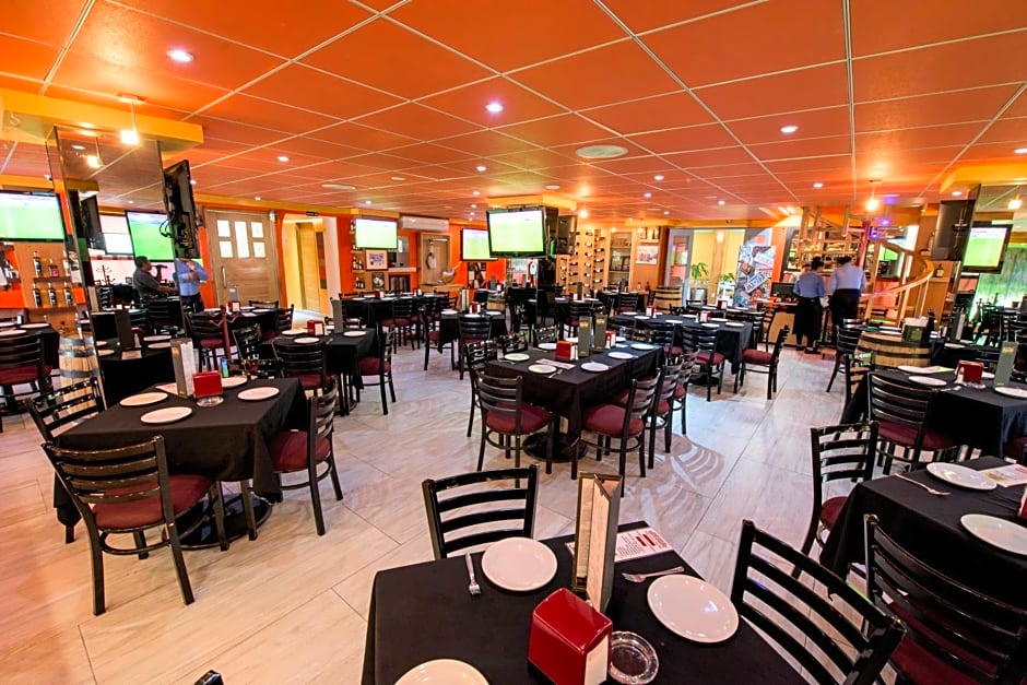 Oaxaca Inn Reforma