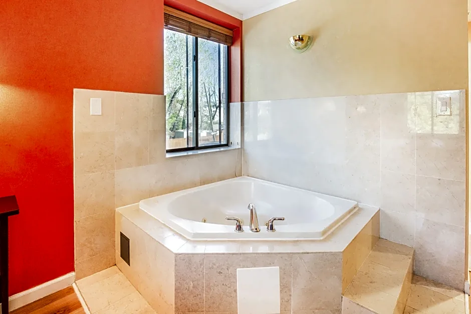 Quality Inn JFK Airport Rockaway Blvd
