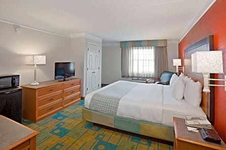 Comfort King Room