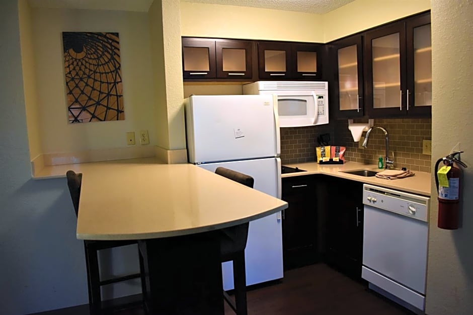 Staybridge Suites Cranbury - South Brunswick, an IHG Hotel
