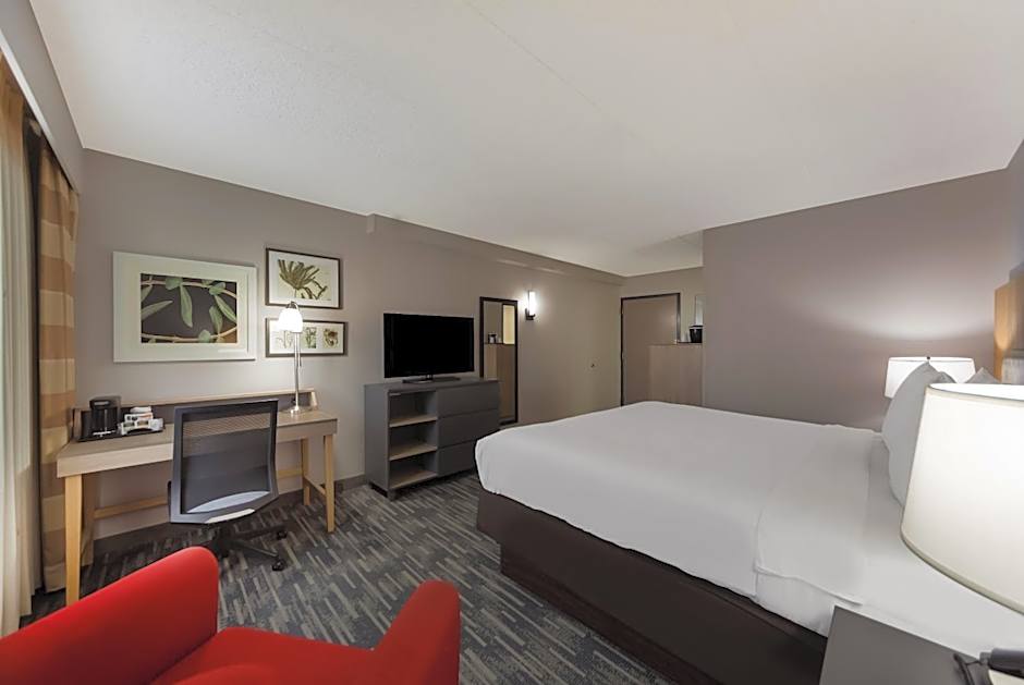 Wingate by Wyndham Lincoln Airport East
