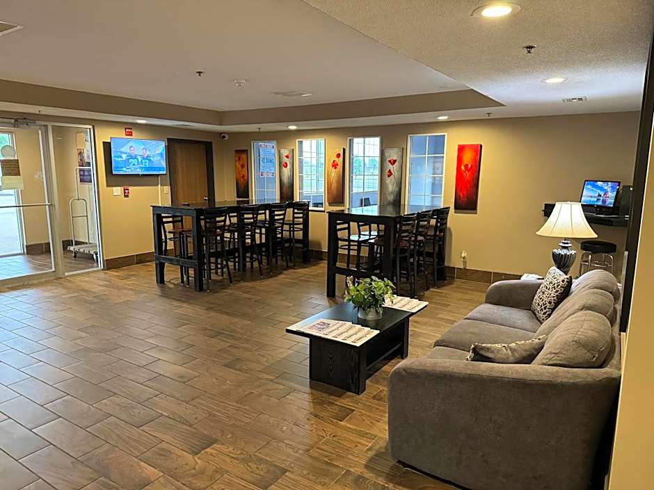 Super 8 by Wyndham Winfield-Quail Ridge Area