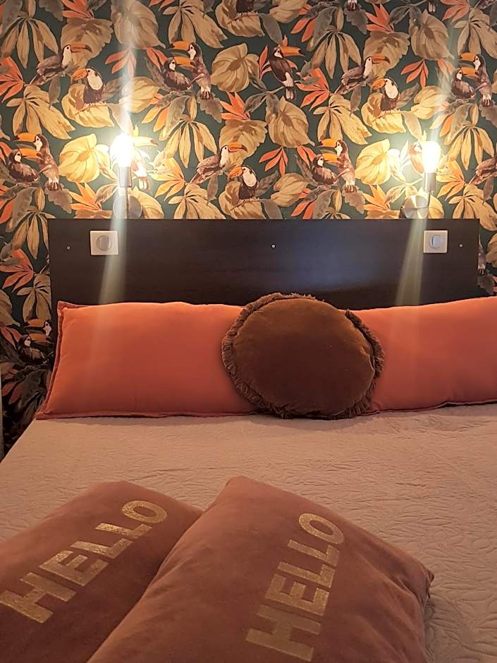 11 - LE VACOA - CHAMBRE 11 ETG G