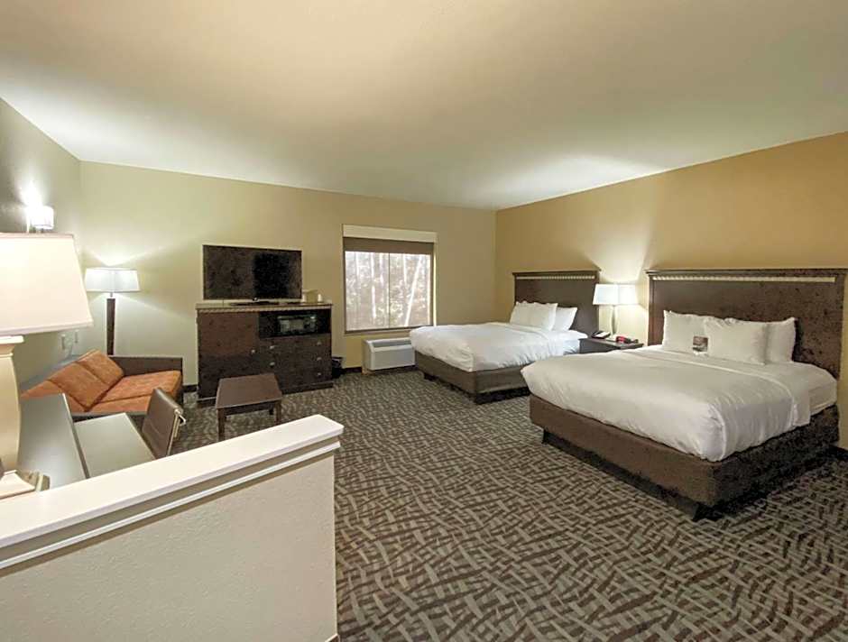 Comfort Suites Kings Bay Naval Base Area