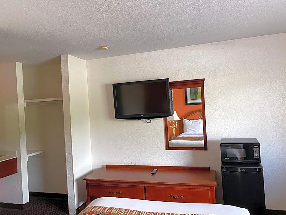 Royal Inn Richmond Hill- Savannah I-95