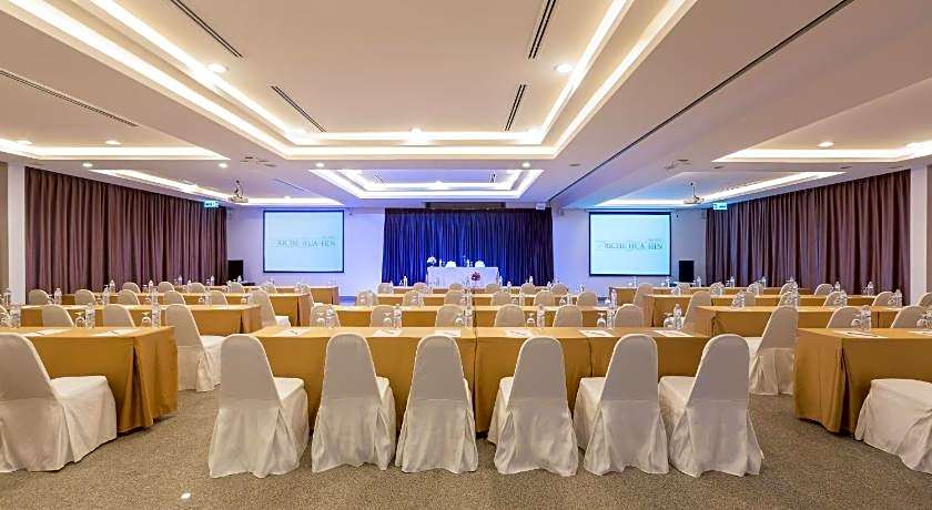 Riche Hua Hin Hotel